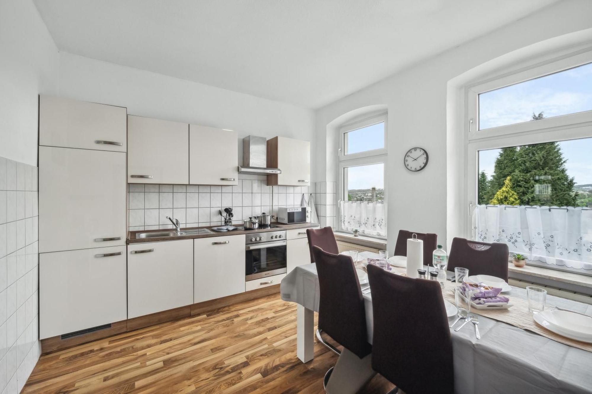 Wupper Home Ii, Top Lage Ideal Fuer Geschaeftsleute, Monteure, Familien, 3 Zimmer, Flachbild-Tv وبرتال المظهر الخارجي الصورة